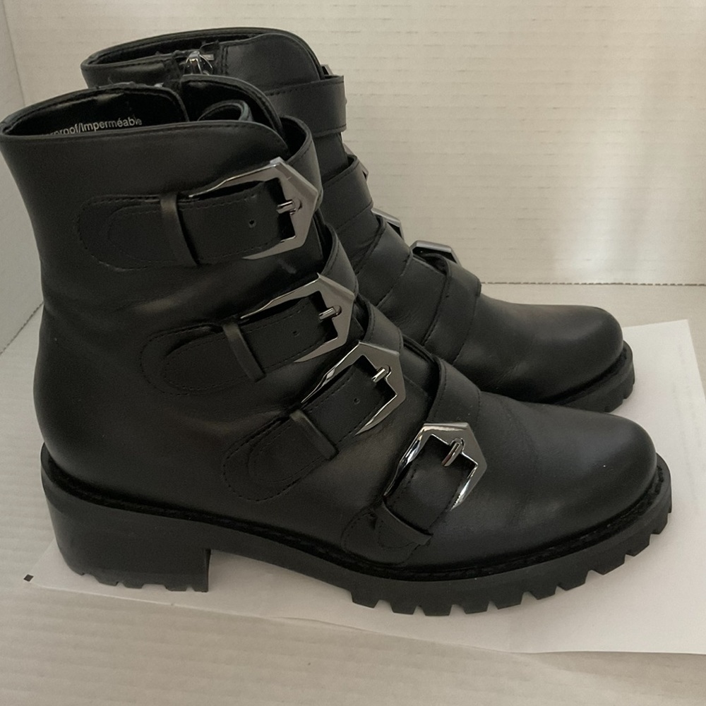 Blondo waterproof leather bootie